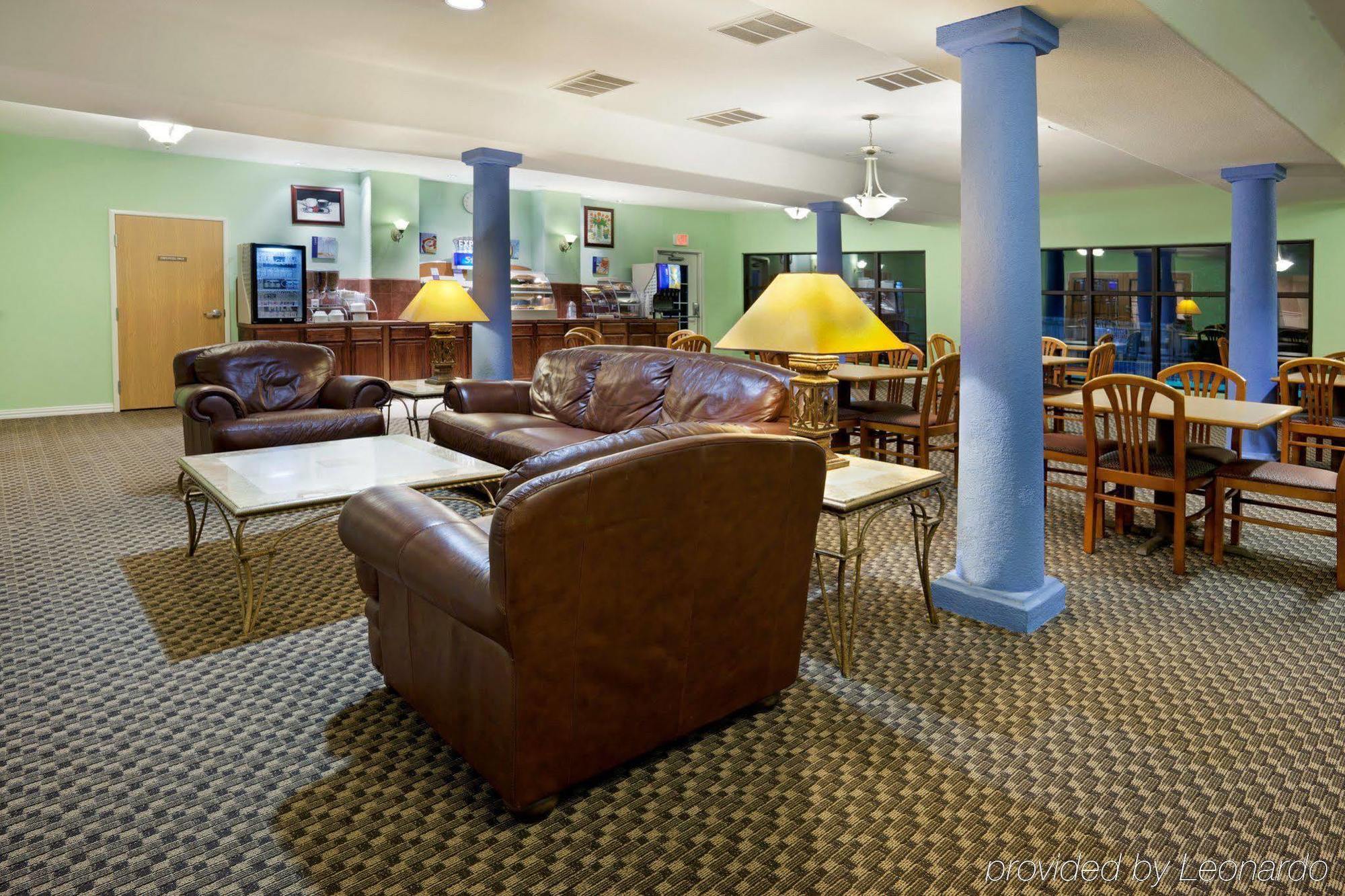 Holiday Inn Express Hotel & Suites Elgin By Ihg Restoran gambar
