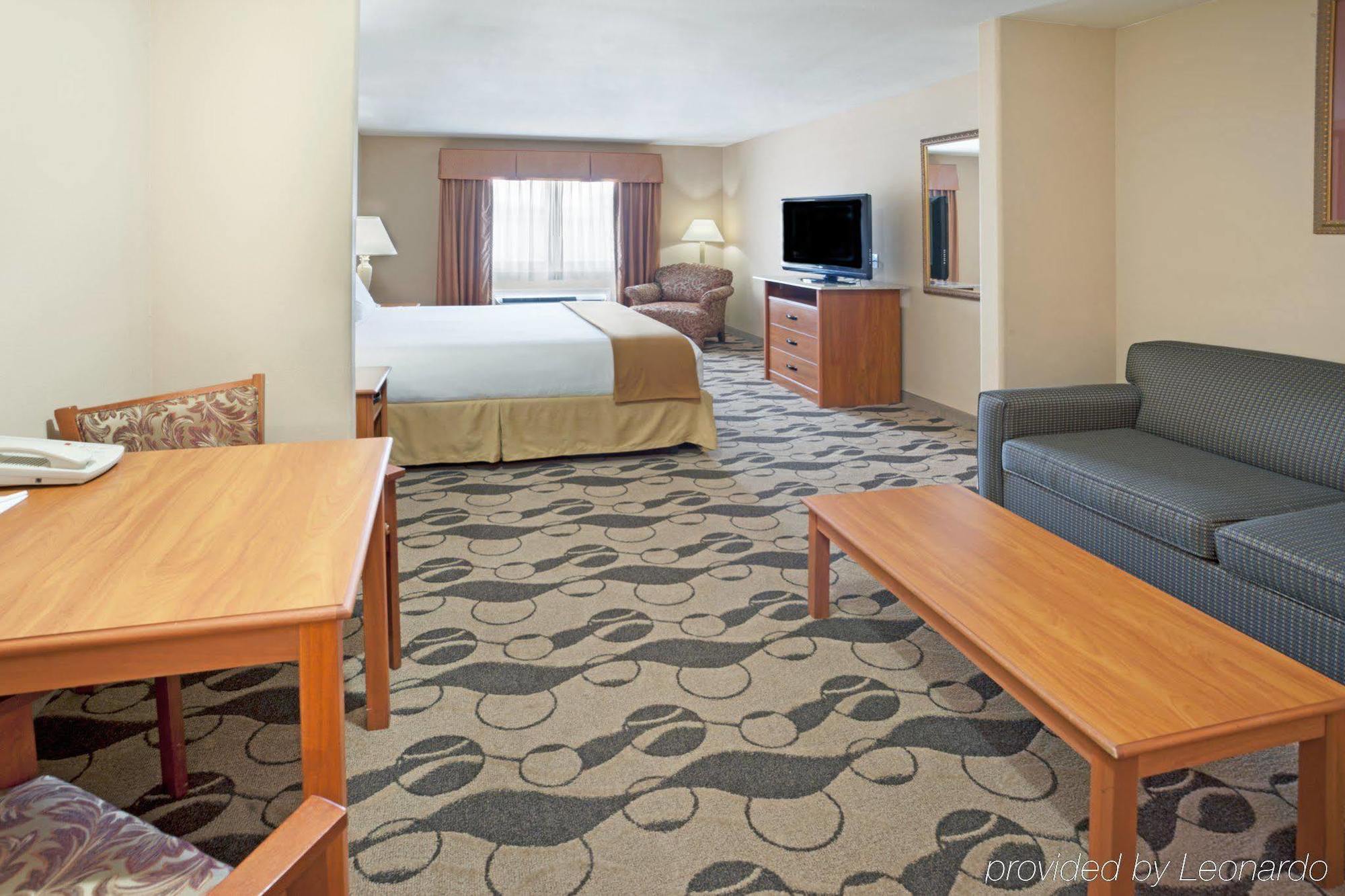 Holiday Inn Express Hotel & Suites Elgin By Ihg Bilik gambar