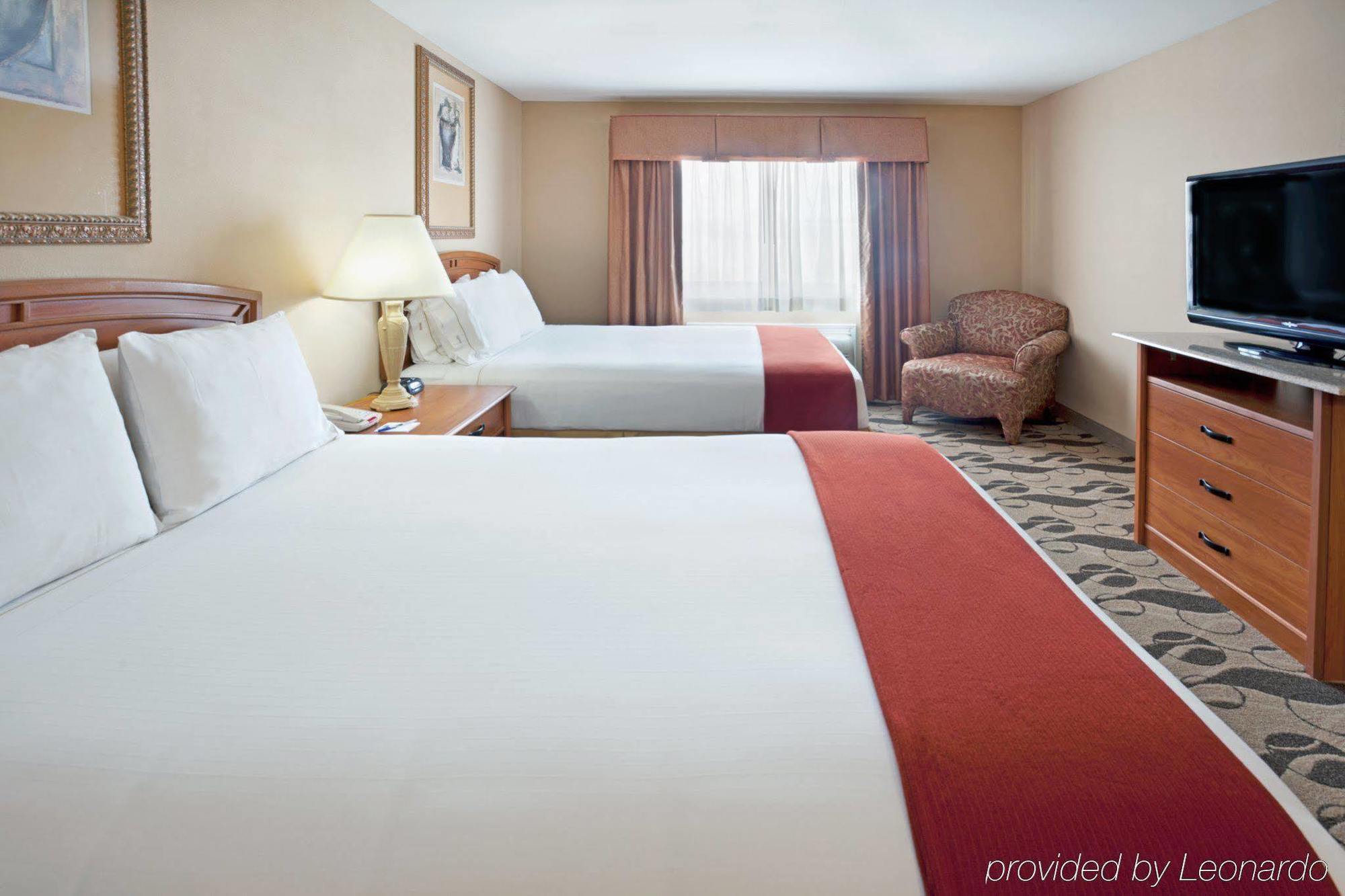 Holiday Inn Express Hotel & Suites Elgin By Ihg Luaran gambar
